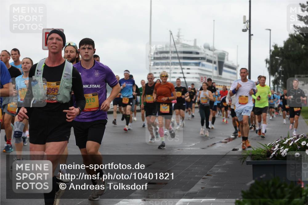 13.09.2026 - Kiel Lauf Andreas Tolksdorf http://msf.ph/oto/10401821 13.09.2026 11:00:11 Kiellinie 175, 38, 5095, 48, 513, 3, 9113 meine-sportfotos.de