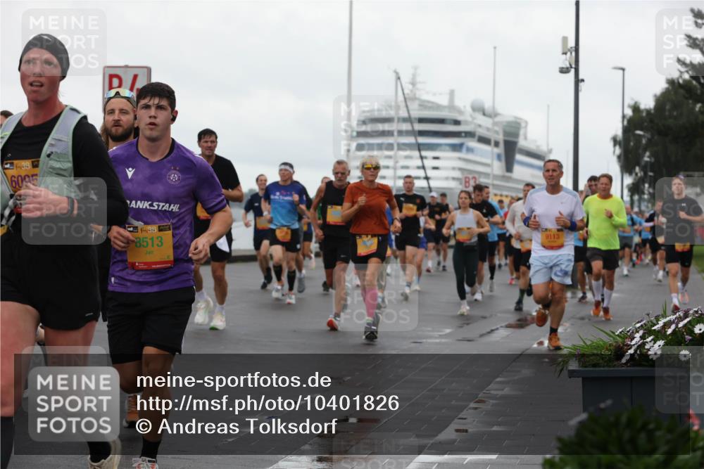 13.09.2026 - Kiel Lauf Andreas Tolksdorf http://msf.ph/oto/10401826 13.09.2026 11:00:11 Kiellinie 101, 38, 6095, 38, 8513, 3, 9113 meine-sportfotos.de