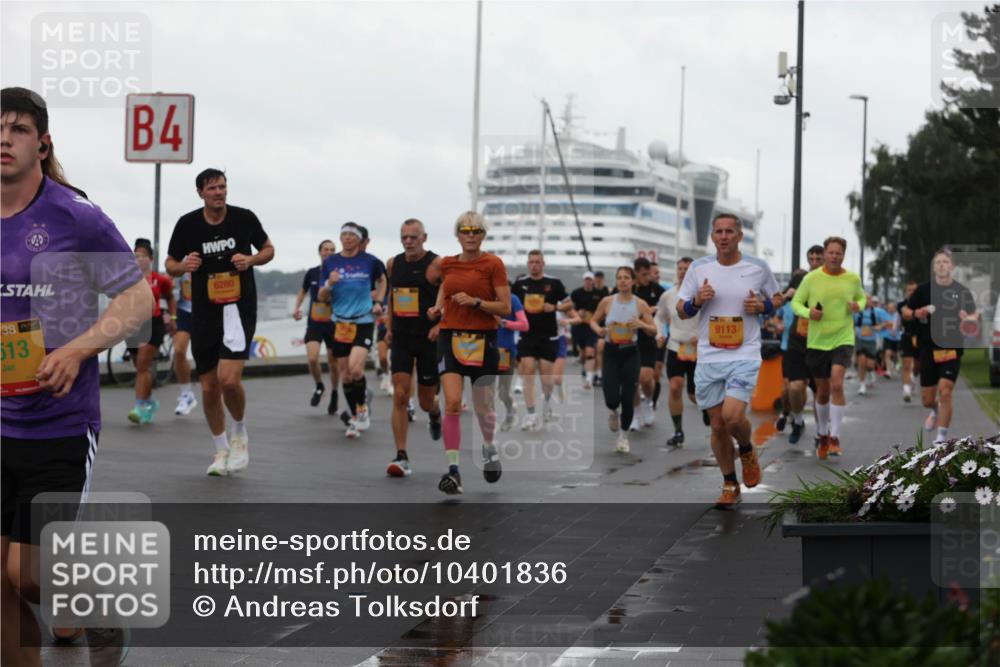 13.09.2026 - Kiel Lauf Andreas Tolksdorf http://msf.ph/oto/10401836 13.09.2026 11:00:11 Kiellinie 4, 38, 513, 6280, 9113 meine-sportfotos.de