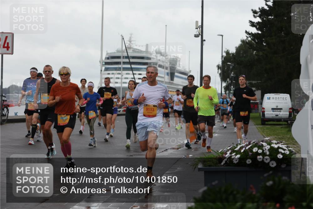 13.09.2026 - Kiel Lauf Andreas Tolksdorf http://msf.ph/oto/10401850 13.09.2026 11:00:12 Kiellinie 4, 9638, 39, 9113 meine-sportfotos.de