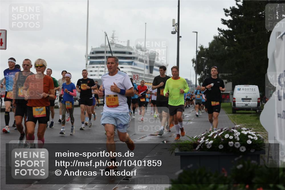 13.09.2026 - Kiel Lauf Andreas Tolksdorf http://msf.ph/oto/10401859 13.09.2026 11:00:13 Kiellinie 9638, 38, 9113, 3 meine-sportfotos.de
