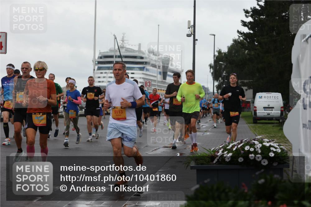 13.09.2026 - Kiel Lauf Andreas Tolksdorf http://msf.ph/oto/10401860 13.09.2026 11:00:13 Kiellinie 9638, 39, 9113, 3 meine-sportfotos.de