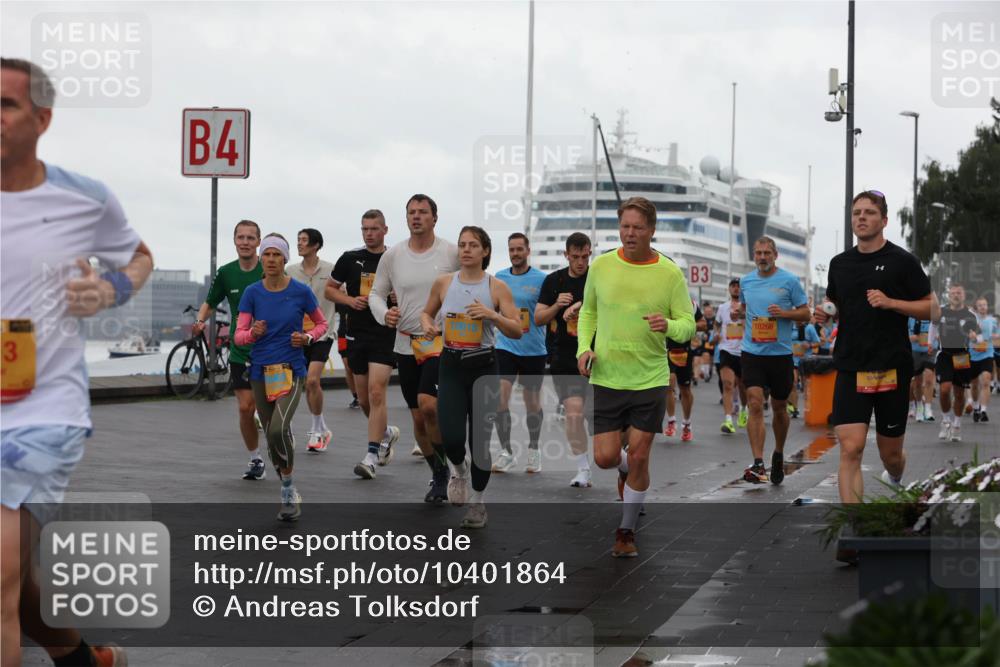 13.09.2026 - Kiel Lauf Andreas Tolksdorf http://msf.ph/oto/10401864 13.09.2026 11:00:14 Kiellinie 3, 4, 3, 10266 meine-sportfotos.de
