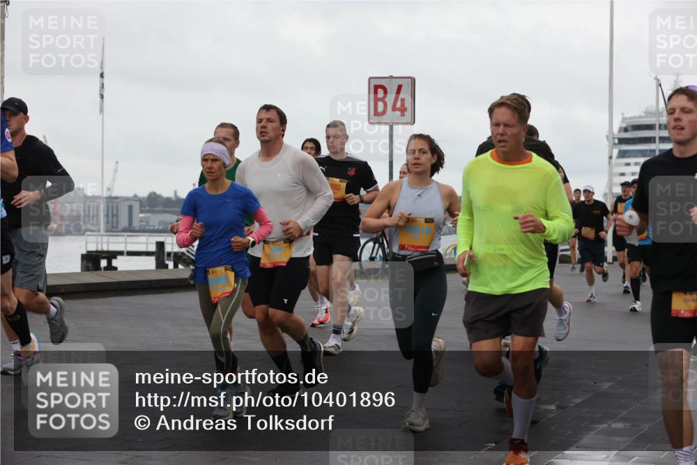 13.09.2026 - Kiel Lauf Andreas Tolksdorf http://msf.ph/oto/10401896 13.09.2026 11:00:16 Kiellinie 1, 38, 282, 4, 1, 38, 10618 meine-sportfotos.de