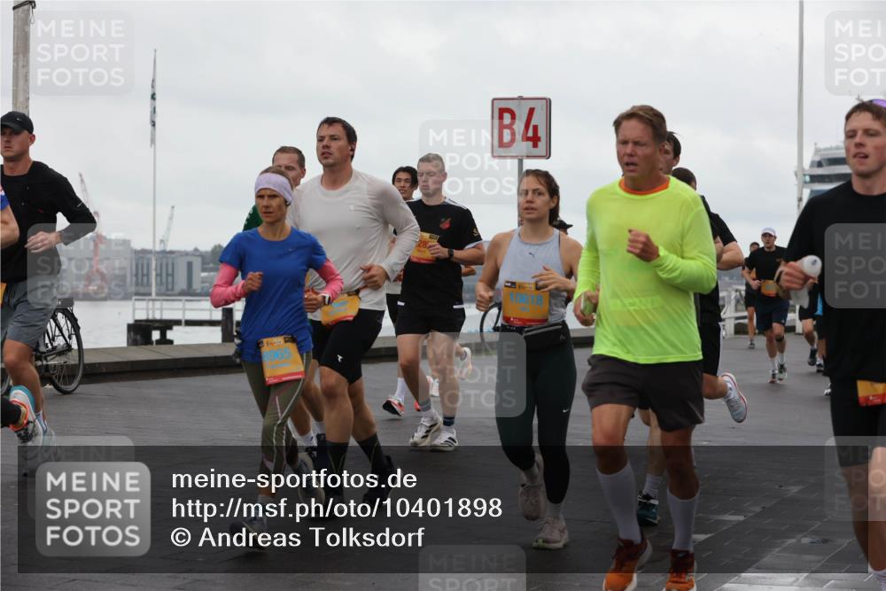 13.09.2026 - Kiel Lauf Andreas Tolksdorf http://msf.ph/oto/10401898 13.09.2026 11:00:16 Kiellinie 39, 8965, 4, 1, 39, 10618 meine-sportfotos.de