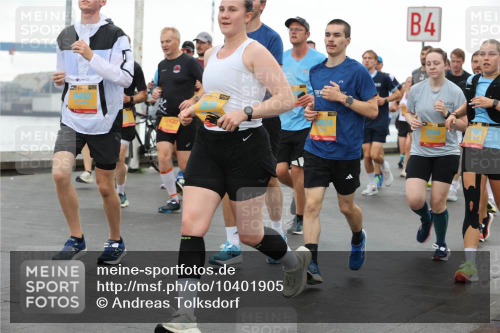 13.09.2026 - Kiel Lauf Andreas Tolksdorf http://msf.ph/oto/10401905 13.09.2026 11:00:32 Kiellinie 39, 9492, 12432, 38, 4, 38, 0824, 3894, 7506 meine-sportfotos.de