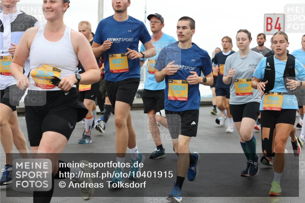 13.09.2026 - Kiel Lauf Andreas Tolksdorf http://msf.ph/oto/10401915 13.09.2026 11:00:33 Kiellinie 38, 949, 2, 6627, 31, 395, 48, 10824, 3894, 4, 7506 meine-sportfotos.de