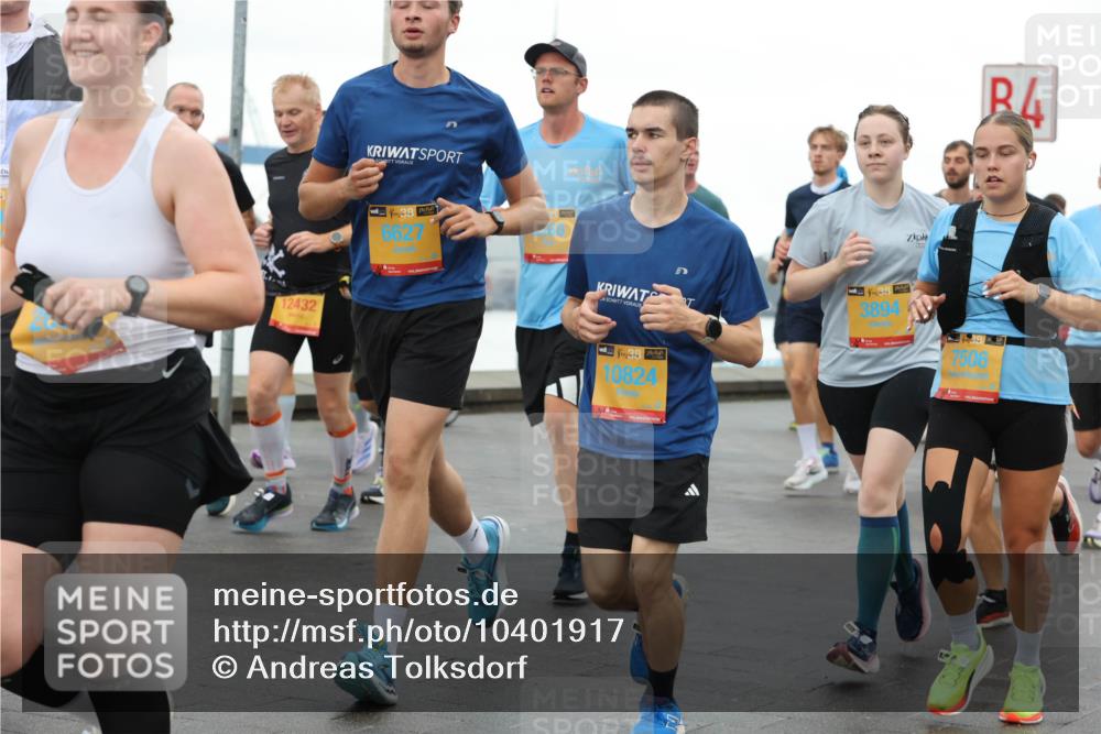13.09.2026 - Kiel Lauf Andreas Tolksdorf http://msf.ph/oto/10401917 13.09.2026 11:00:33 Kiellinie 12432, 0, 38, 6627, 4, 3894, 7506, 10824 meine-sportfotos.de