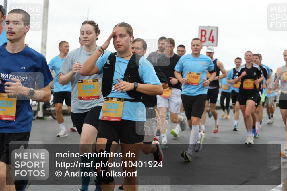 13.09.2026 - Kiel Lauf Andreas Tolksdorf http://msf.ph/oto/10401924 13.09.2026 11:00:33 Kiellinie 48, 3894, 381, 824, 7506, 11498, 4 meine-sportfotos.de