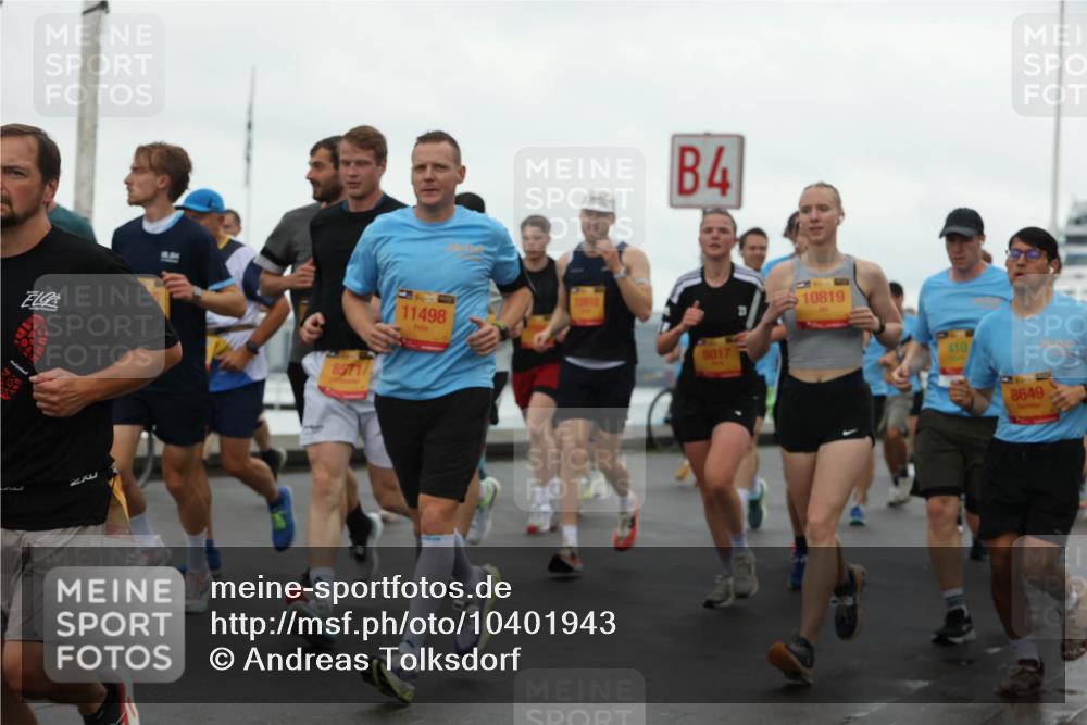 13.09.2026 - Kiel Lauf Andreas Tolksdorf http://msf.ph/oto/10401943 13.09.2026 11:00:34 Kiellinie 85717, 11498, 4, 8017, 10819, 410, 8649 meine-sportfotos.de