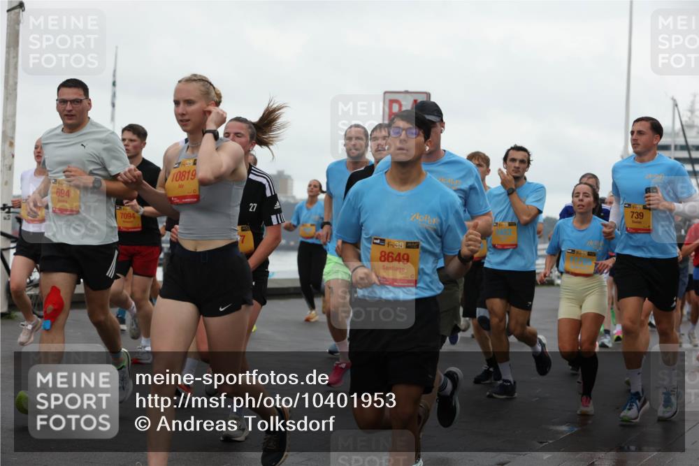 13.09.2026 - Kiel Lauf Andreas Tolksdorf http://msf.ph/oto/10401953 13.09.2026 11:00:35 Kiellinie 38, 694, 7094, 39, 10819, 27, 38, 8649, 139, 739 meine-sportfotos.de