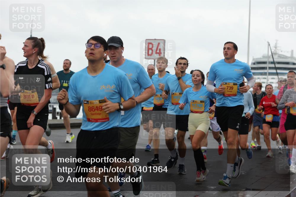 13.09.2026 - Kiel Lauf Andreas Tolksdorf http://msf.ph/oto/10401964 13.09.2026 11:00:36 Kiellinie 27, 38, 8017, 38, 8649, 4, 39, 739 meine-sportfotos.de