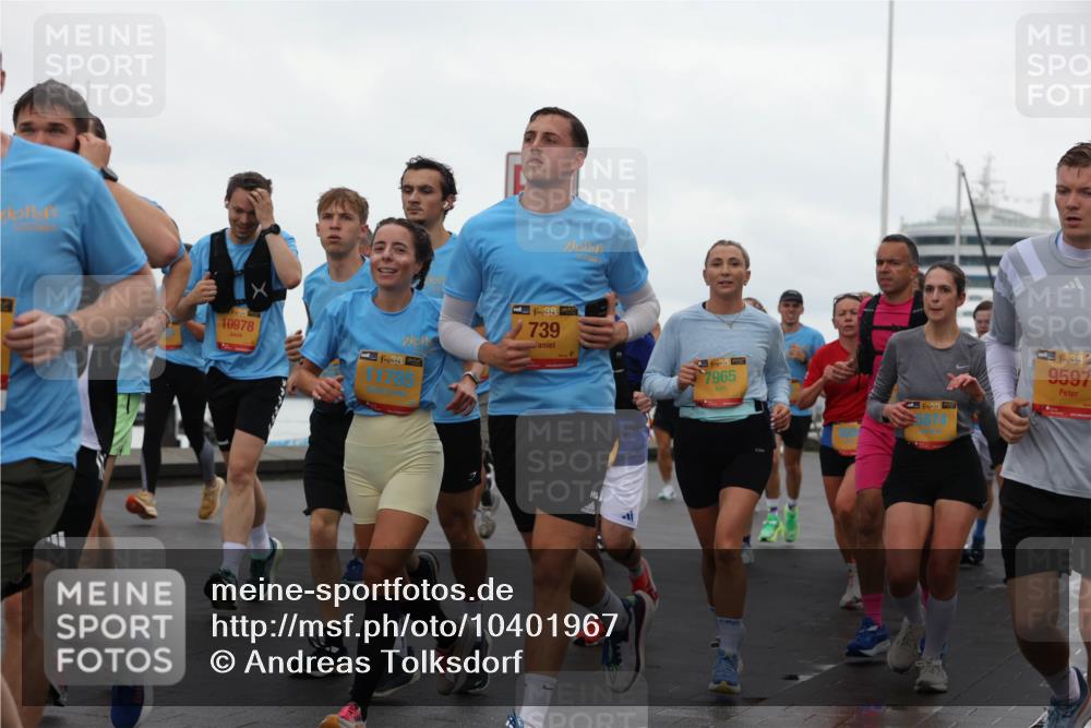 13.09.2026 - Kiel Lauf Andreas Tolksdorf http://msf.ph/oto/10401967 13.09.2026 11:00:36 Kiellinie 10978, 1, 38, 739, 39, 7965, 38, 4, 39, 9597 meine-sportfotos.de