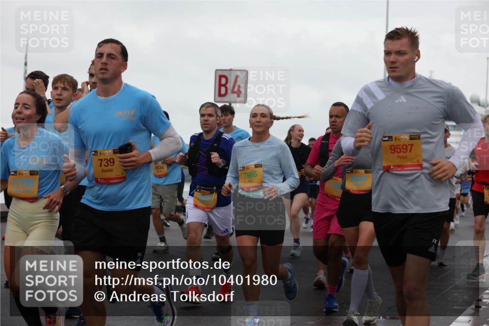 13.09.2026 - Kiel Lauf Andreas Tolksdorf http://msf.ph/oto/10401980 13.09.2026 11:00:37 Kiellinie 4, 38, 739, 4934, 38, 7965, 35, 38, 5874, 9597 meine-sportfotos.de