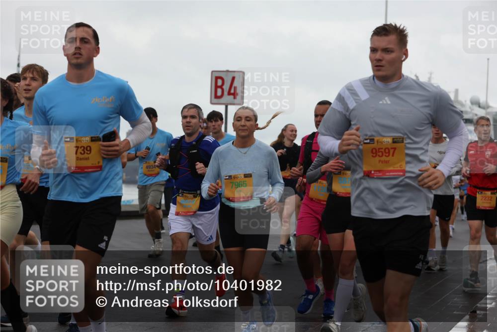 13.09.2026 - Kiel Lauf Andreas Tolksdorf http://msf.ph/oto/10401982 13.09.2026 11:00:37 Kiellinie 4, 9, 38, 739, 4934, 7965, 35, 3, 39, 9597, 2232 meine-sportfotos.de