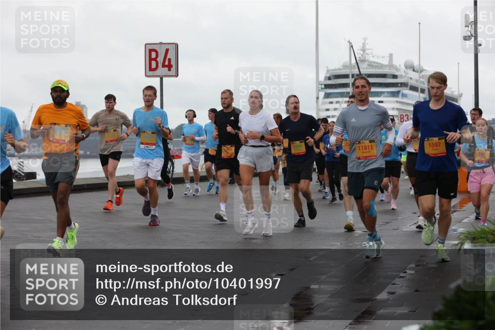 13.09.2026 - Kiel Lauf Andreas Tolksdorf http://msf.ph/oto/10401997 13.09.2026 11:00:42 Kiellinie 4, 2504, 11811, 3, 1597, 786 meine-sportfotos.de