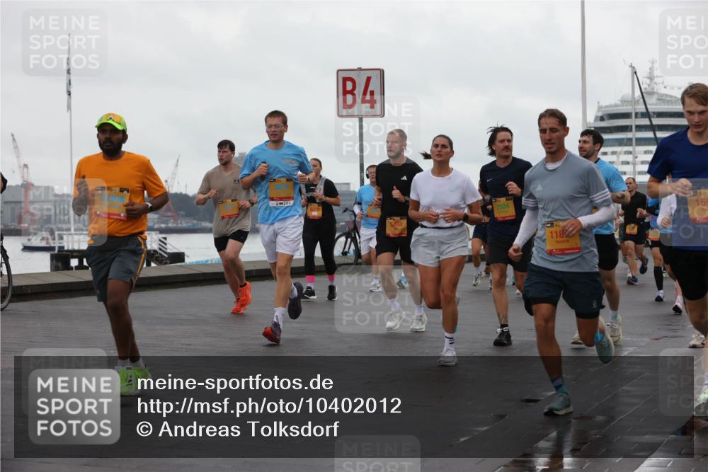 13.09.2026 - Kiel Lauf Andreas Tolksdorf http://msf.ph/oto/10402012 13.09.2026 11:00:43 Kiellinie 4, 8278, 2504, 159 meine-sportfotos.de