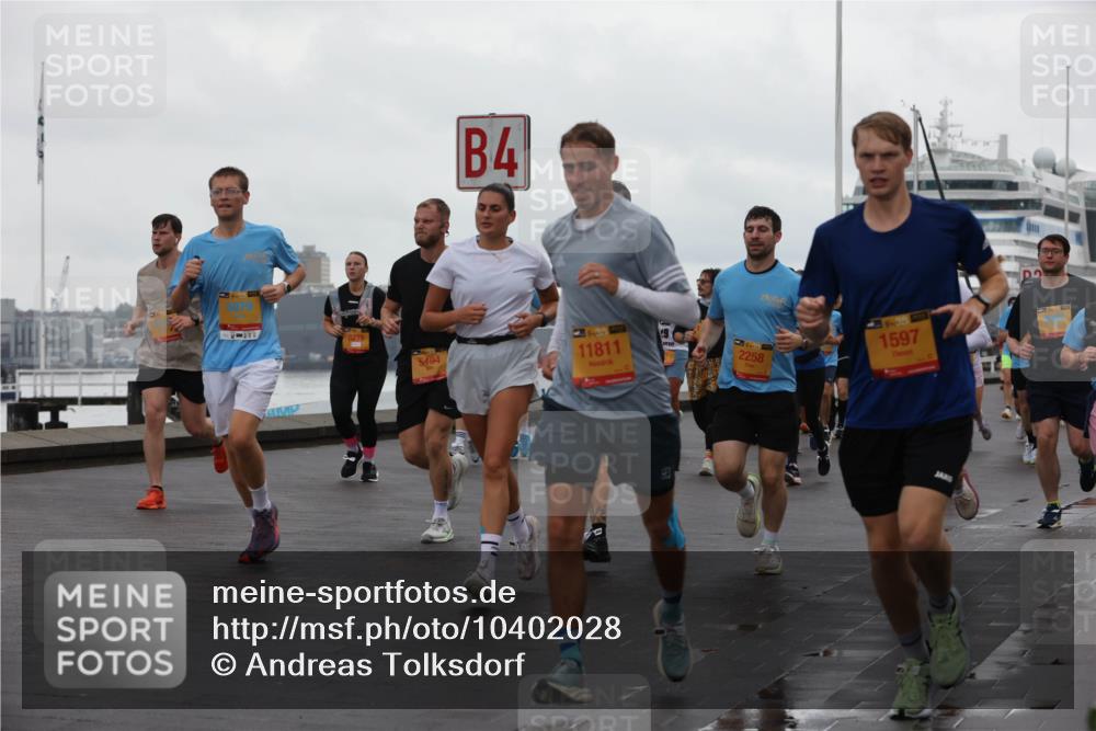 13.09.2026 - Kiel Lauf Andreas Tolksdorf http://msf.ph/oto/10402028 13.09.2026 11:00:44 Kiellinie 5494, 4, 11811, 9, 2258, 1597 meine-sportfotos.de