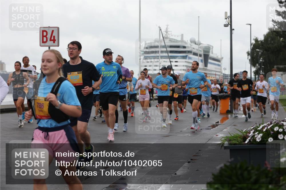 13.09.2026 - Kiel Lauf Andreas Tolksdorf http://msf.ph/oto/10402065 13.09.2026 11:00:46 Kiellinie 786, 4, 1, 39, 8302 meine-sportfotos.de