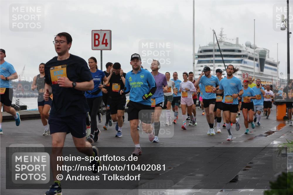 13.09.2026 - Kiel Lauf Andreas Tolksdorf http://msf.ph/oto/10402081 13.09.2026 11:00:47 Kiellinie 743, 4, 3255, 3, 4176 meine-sportfotos.de