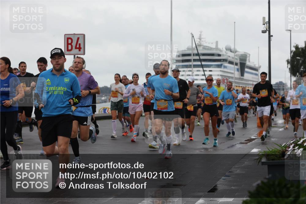 13.09.2026 - Kiel Lauf Andreas Tolksdorf http://msf.ph/oto/10402102 13.09.2026 11:00:48 Kiellinie 4, 976, 5514, 3 meine-sportfotos.de