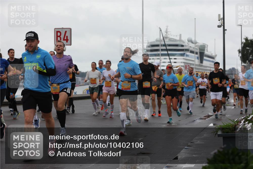 13.09.2026 - Kiel Lauf Andreas Tolksdorf http://msf.ph/oto/10402106 13.09.2026 11:00:48 Kiellinie 4, 976, 3, 4176 meine-sportfotos.de
