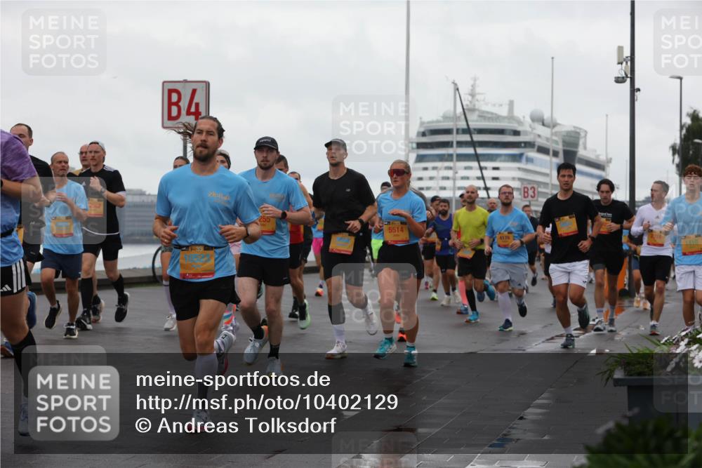 13.09.2026 - Kiel Lauf Andreas Tolksdorf http://msf.ph/oto/10402129 13.09.2026 11:00:49 Kiellinie 2002, 4, 38, 255, 5514, 4176, 3, 2318, 1410 meine-sportfotos.de