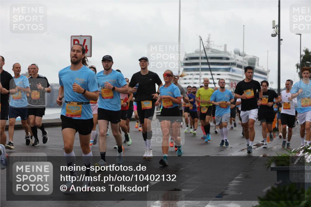 13.09.2026 - Kiel Lauf Andreas Tolksdorf http://msf.ph/oto/10402132 13.09.2026 11:00:49 Kiellinie 12002, 3255, 38, 5514, 3, 915, 2318, 1410 meine-sportfotos.de