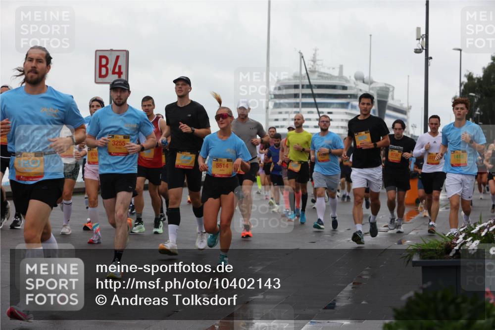 13.09.2026 - Kiel Lauf Andreas Tolksdorf http://msf.ph/oto/10402143 13.09.2026 11:00:50 Kiellinie 39, 4, 976, 38, 3255, 8732, 5514, 1410 meine-sportfotos.de
