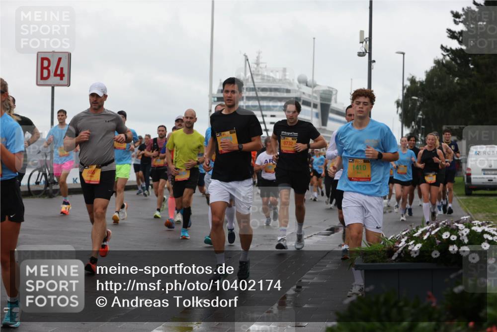 13.09.2026 - Kiel Lauf Andreas Tolksdorf http://msf.ph/oto/10402174 13.09.2026 11:00:51 Kiellinie 4, 686, 8732, 39, 1410 meine-sportfotos.de