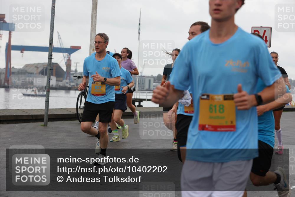 13.09.2026 - Kiel Lauf Andreas Tolksdorf http://msf.ph/oto/10402202 13.09.2026 11:01:01 Kiellinie 38, 618, 24 meine-sportfotos.de
