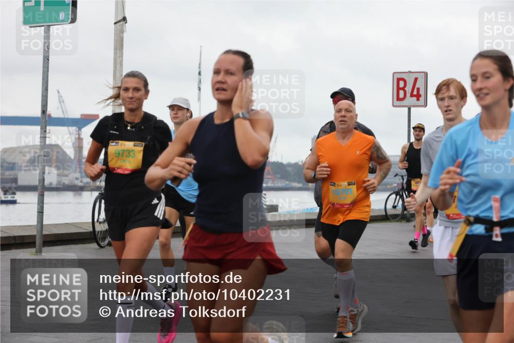 13.09.2026 - Kiel Lauf Andreas Tolksdorf http://msf.ph/oto/10402231 13.09.2026 11:01:03 Kiellinie 9733, 39, 10791, 4 meine-sportfotos.de