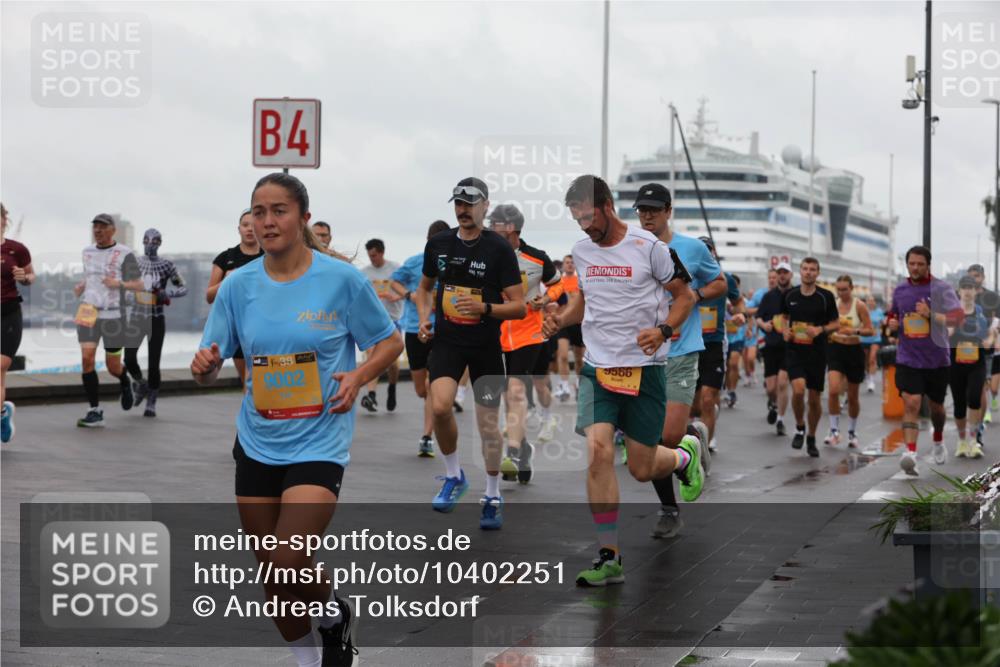 13.09.2026 - Kiel Lauf Andreas Tolksdorf http://msf.ph/oto/10402251 13.09.2026 11:01:07 Kiellinie 4, 38, 9002, 9566 meine-sportfotos.de