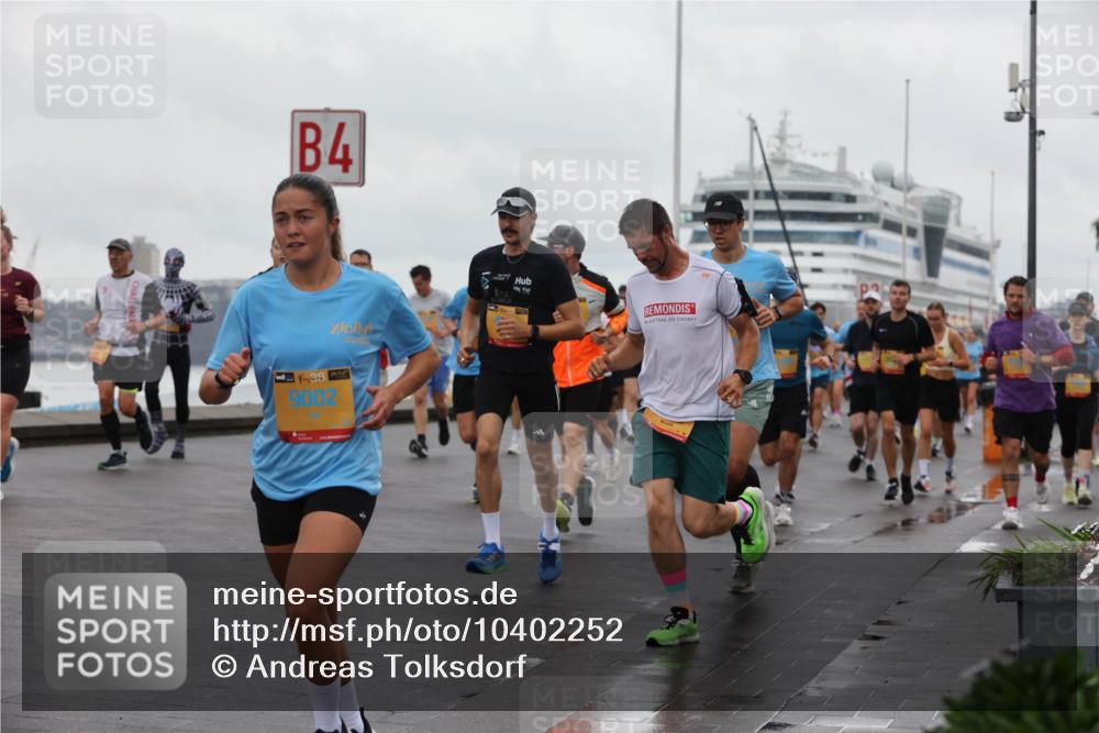 13.09.2026 - Kiel Lauf Andreas Tolksdorf http://msf.ph/oto/10402252 13.09.2026 11:01:07 Kiellinie 4, 38, 9002 meine-sportfotos.de