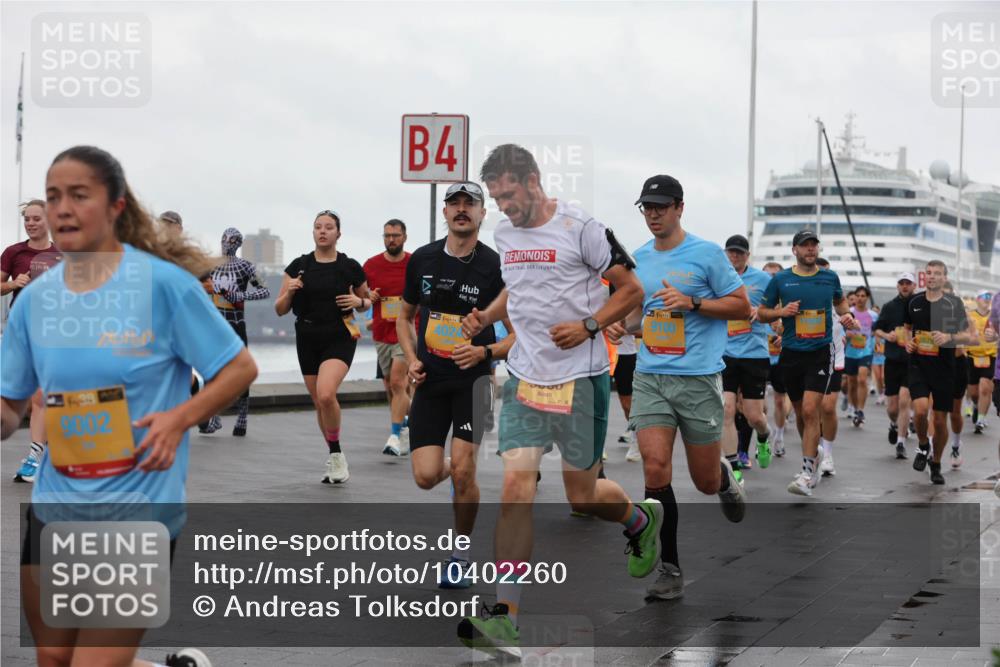 13.09.2026 - Kiel Lauf Andreas Tolksdorf http://msf.ph/oto/10402260 13.09.2026 11:01:07 Kiellinie 47, 195, 9002, 4, 39, 39, 9100 meine-sportfotos.de
