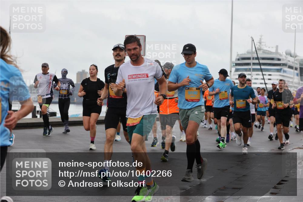 13.09.2026 - Kiel Lauf Andreas Tolksdorf http://msf.ph/oto/10402266 13.09.2026 11:01:08 Kiellinie 38, 9100, 161 meine-sportfotos.de
