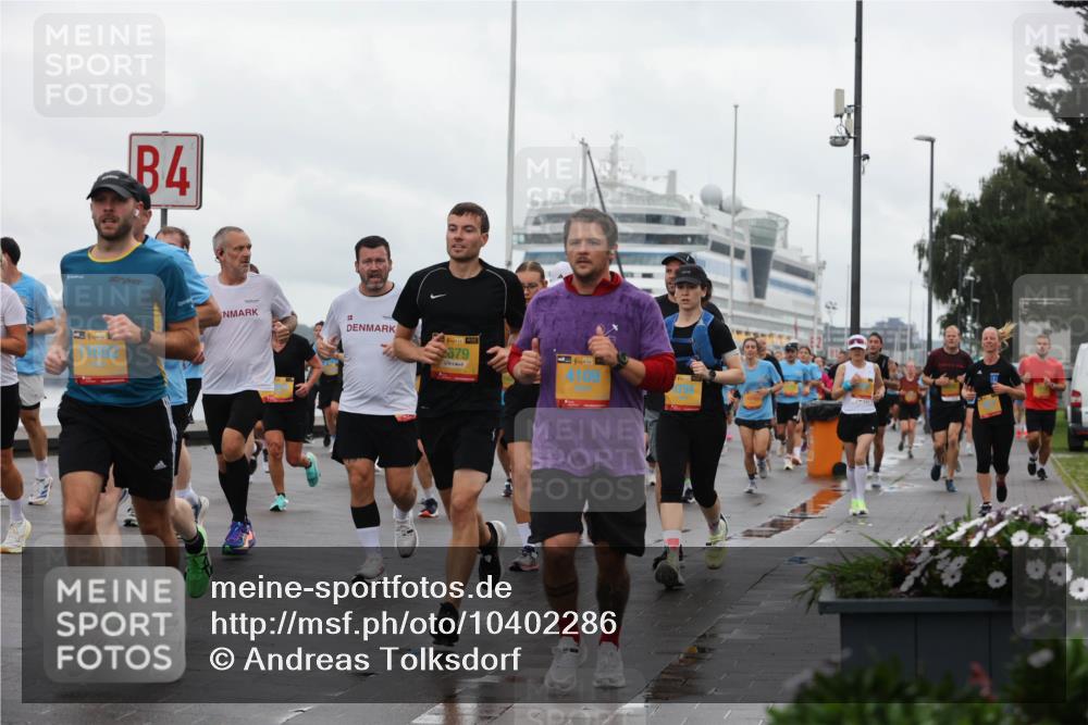 13.09.2026 - Kiel Lauf Andreas Tolksdorf http://msf.ph/oto/10402286 13.09.2026 11:01:10 Kiellinie 4, 1, 38, 1692, 39, 679, 1, 38 meine-sportfotos.de