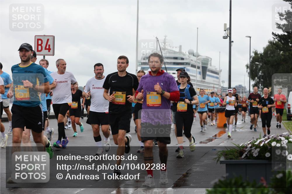 13.09.2026 - Kiel Lauf Andreas Tolksdorf http://msf.ph/oto/10402288 13.09.2026 11:01:10 Kiellinie 4, 39, 11692, 2679, 38 meine-sportfotos.de