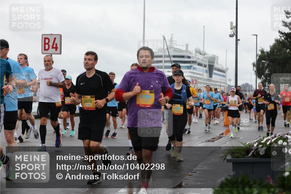 13.09.2026 - Kiel Lauf Andreas Tolksdorf http://msf.ph/oto/10402298 13.09.2026 11:01:11 Kiellinie 4, 39, 2679, 38, 4109, 139, 3798, 3 meine-sportfotos.de