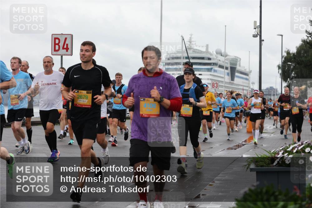 13.09.2026 - Kiel Lauf Andreas Tolksdorf http://msf.ph/oto/10402303 13.09.2026 11:01:11 Kiellinie 1601, 4, 1, 39, 2679, 1, 38, 4109, 3 meine-sportfotos.de