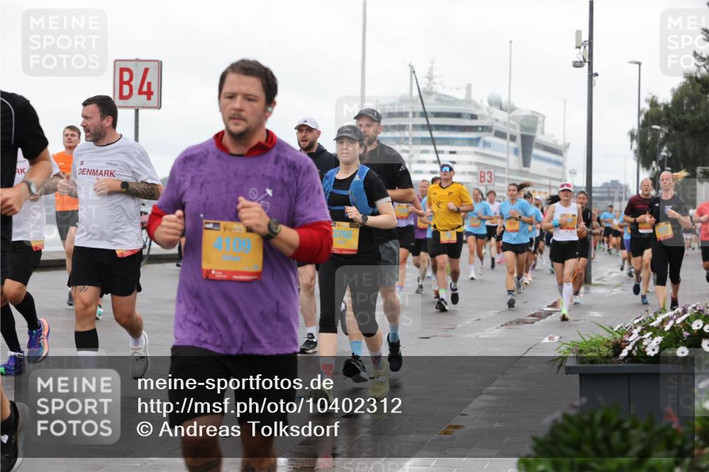 13.09.2026 - Kiel Lauf Andreas Tolksdorf http://msf.ph/oto/10402312 13.09.2026 11:01:12 Kiellinie 4, 1939, 4109, 139, 3792, 3 meine-sportfotos.de
