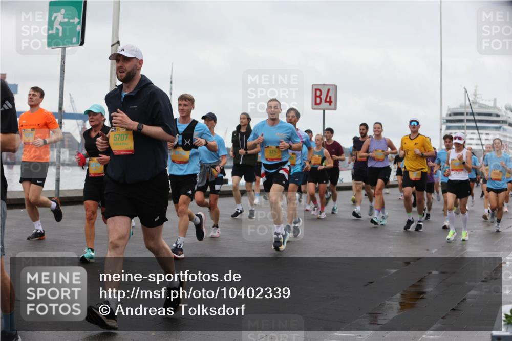 13.09.2026 - Kiel Lauf Andreas Tolksdorf http://msf.ph/oto/10402339 13.09.2026 11:01:14 Kiellinie 5707, 375, 4 meine-sportfotos.de