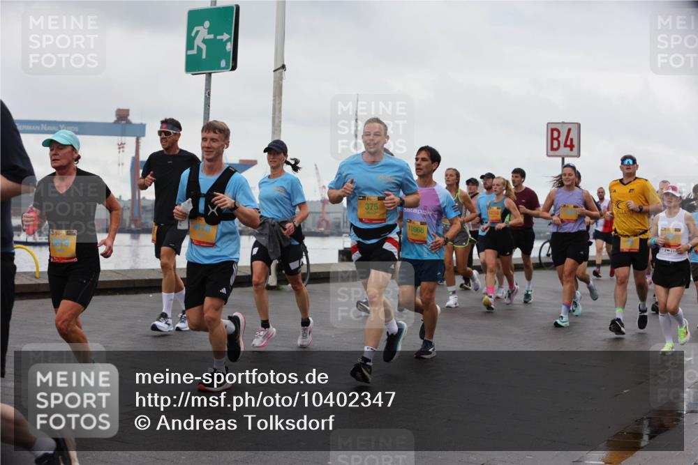 13.09.2026 - Kiel Lauf Andreas Tolksdorf http://msf.ph/oto/10402347 13.09.2026 11:01:15 Kiellinie 30, 38, 4 meine-sportfotos.de