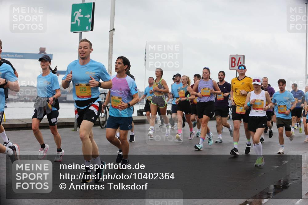 13.09.2026 - Kiel Lauf Andreas Tolksdorf http://msf.ph/oto/10402364 13.09.2026 11:01:16 Kiellinie 38, 375, 10966 meine-sportfotos.de