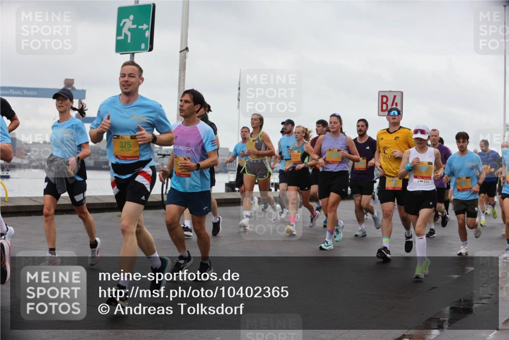 13.09.2026 - Kiel Lauf Andreas Tolksdorf http://msf.ph/oto/10402365 13.09.2026 11:01:16 Kiellinie 4, 38, 375, 12255 meine-sportfotos.de