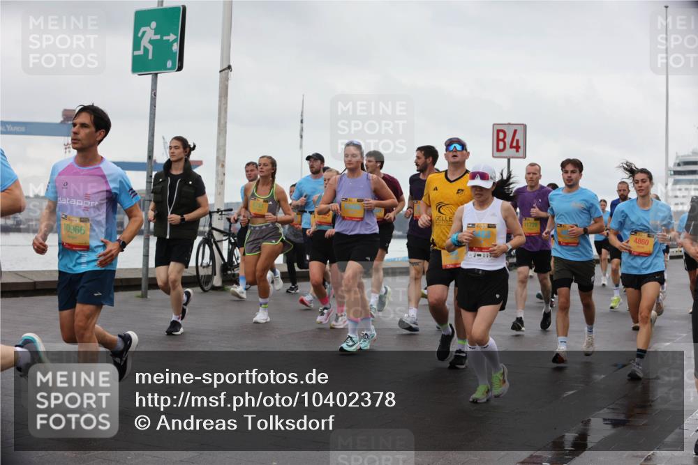 13.09.2026 - Kiel Lauf Andreas Tolksdorf http://msf.ph/oto/10402378 13.09.2026 11:01:17 Kiellinie 4, 6751, 11728, 4860, 38, 10966 meine-sportfotos.de