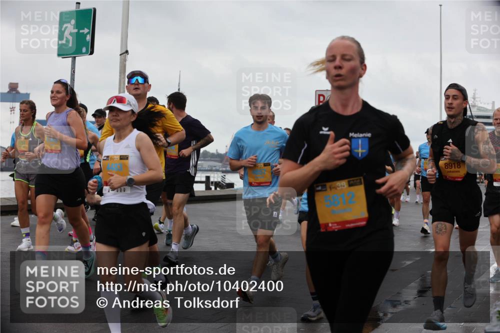 13.09.2026 - Kiel Lauf Andreas Tolksdorf http://msf.ph/oto/10402400 13.09.2026 11:01:18 Kiellinie 3, 3, 6751, 38, 39, 5812, 8918 meine-sportfotos.de