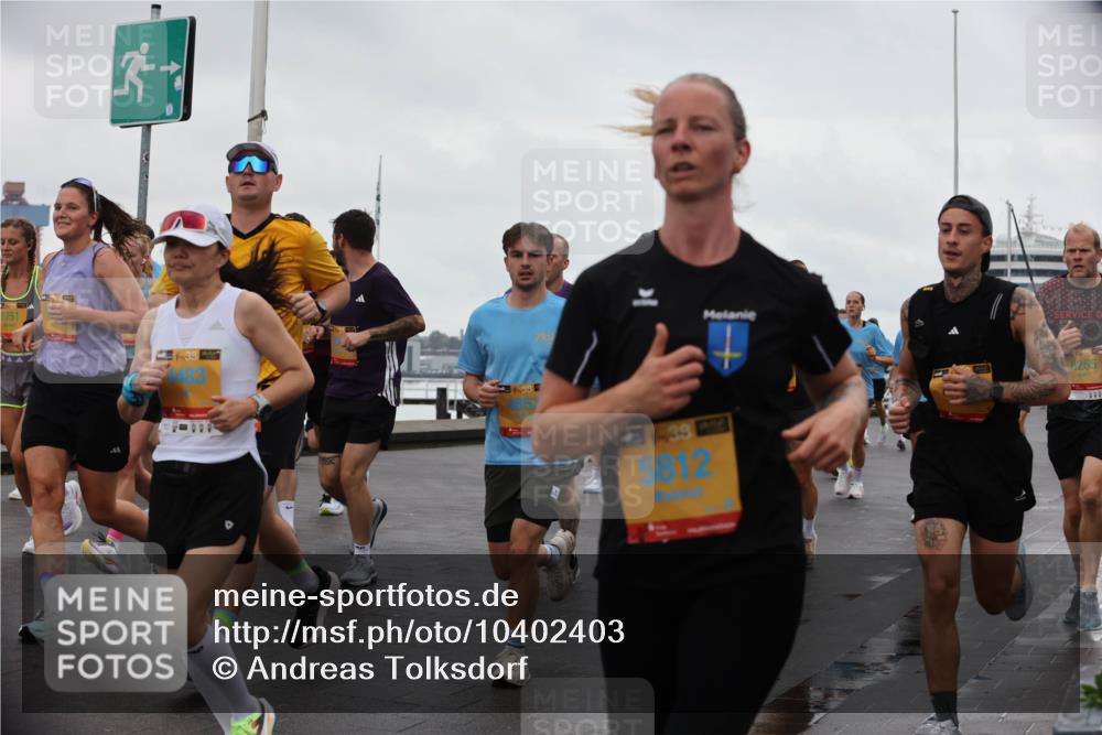 13.09.2026 - Kiel Lauf Andreas Tolksdorf http://msf.ph/oto/10402403 13.09.2026 11:01:18 Kiellinie 6751, 38, 39, 5812, 1, 39, 8255, 1000 meine-sportfotos.de