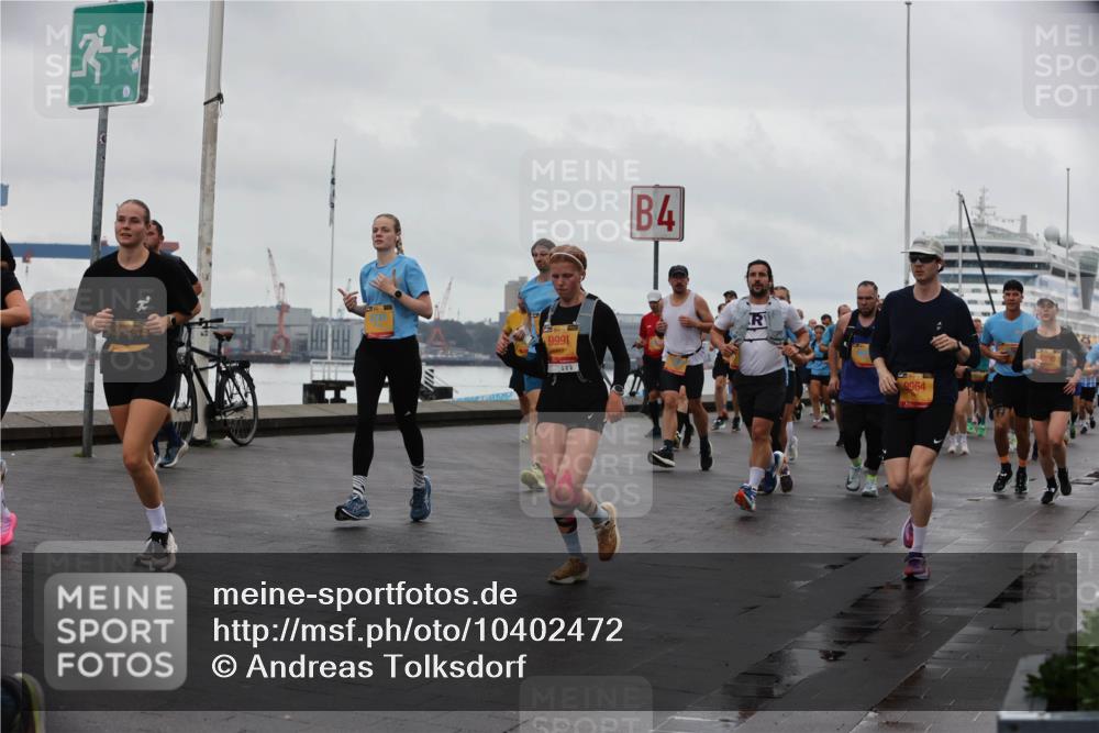 13.09.2026 - Kiel Lauf Andreas Tolksdorf http://msf.ph/oto/10402472 13.09.2026 11:01:29 Kiellinie 4, 9991, 9964 meine-sportfotos.de