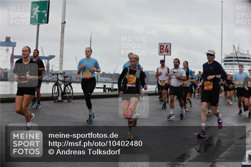 13.09.2026 - Kiel Lauf Andreas Tolksdorf http://msf.ph/oto/10402480 13.09.2026 11:01:30 Kiellinie 3741, 4, 1, 39, 9991, 009, 9964 meine-sportfotos.de